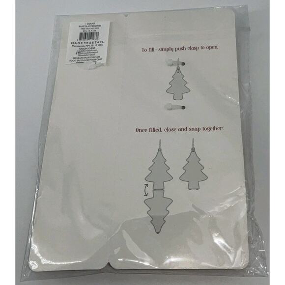 Target Bullseye's Playground Christmas Tree Shaped Tea Infuser (NEW IN PACK) - Picture 2 of 3